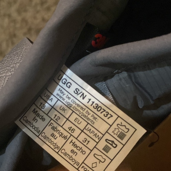 UGG Classic Mini Pull-On Weather Boot - Picture 3 of 9